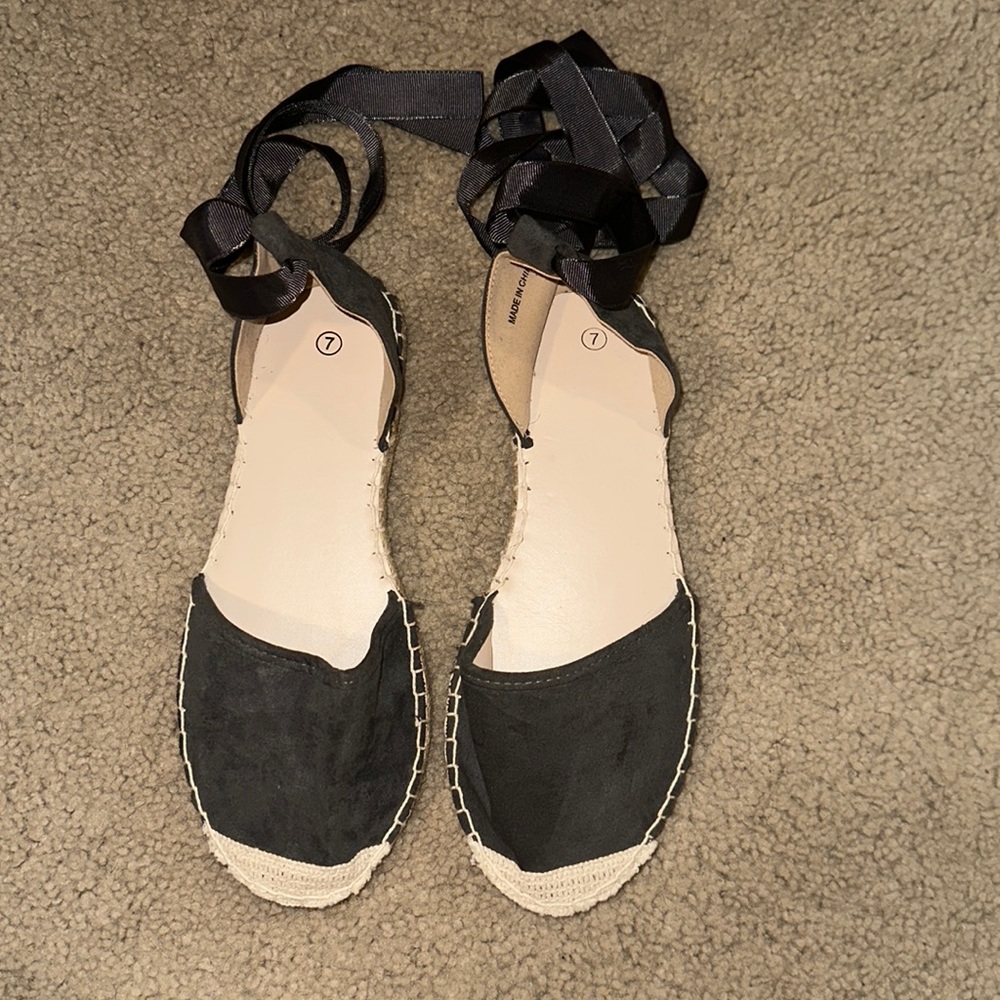 “This That” Sandals